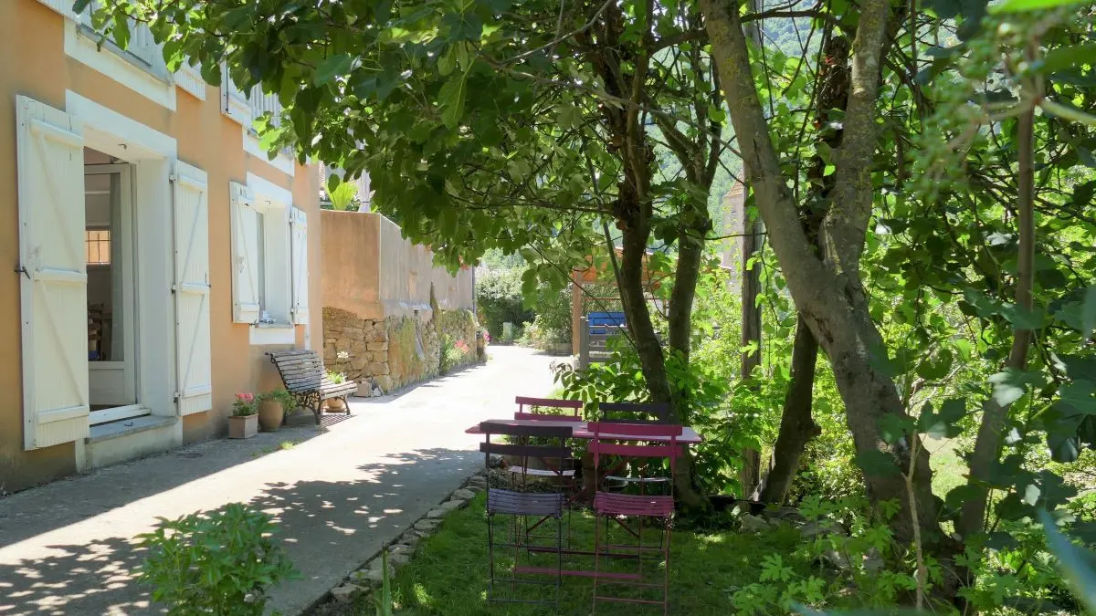 Le Figuier, Le Rue du Ruisseau