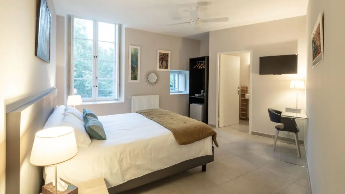 11G900421 Le Grenier Occitan - Tilleul_1