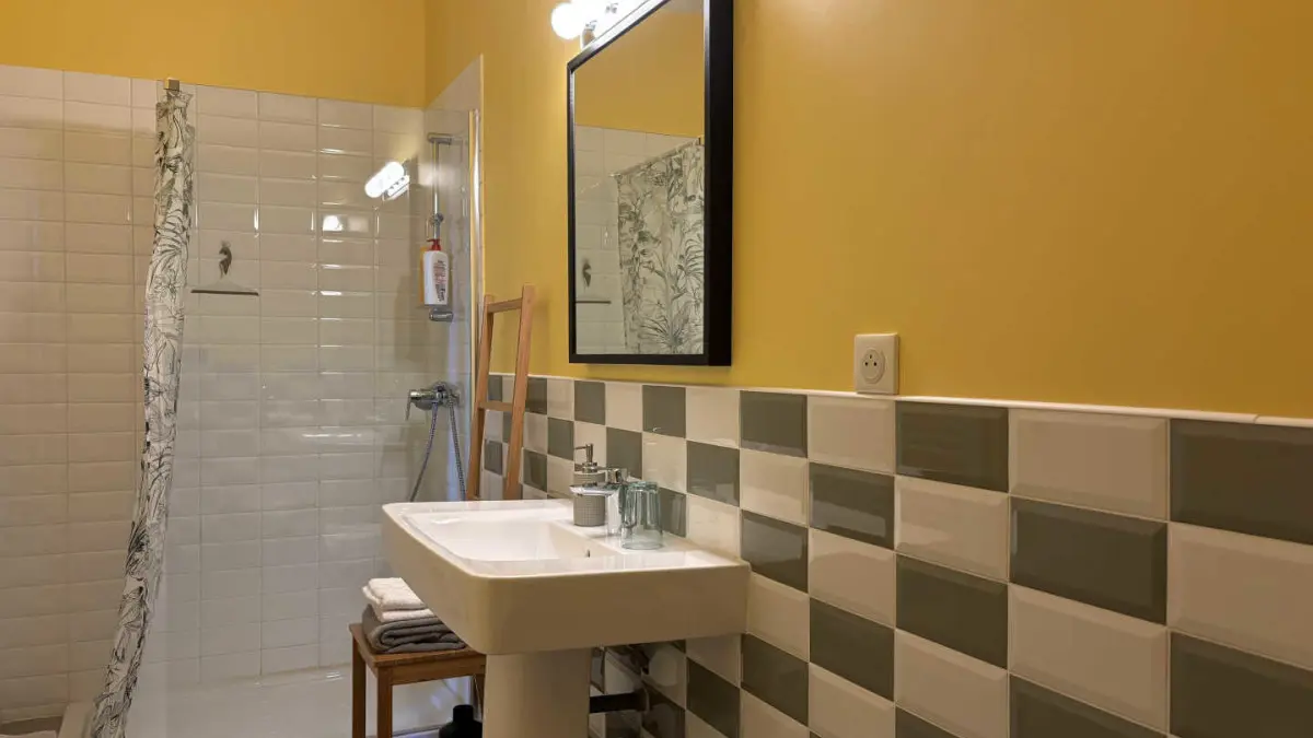 11G900421 Le Grenier Occitan - Glycine_3