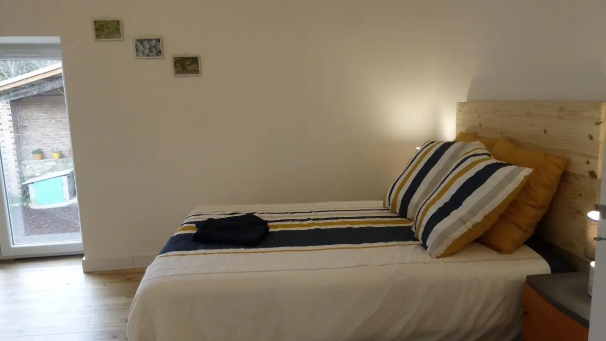 11G900377 Vigneronne - Chambre Haute-Vallée_2