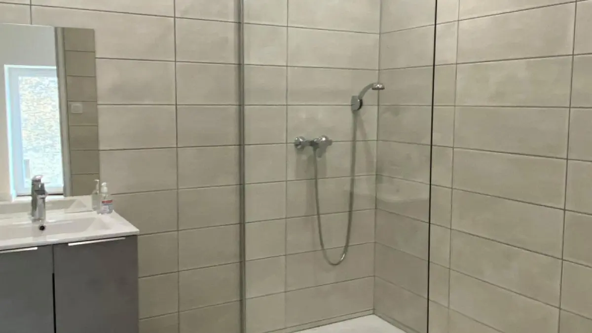 11G900377 Vigneronne - Chambre Haute-Vallée_4