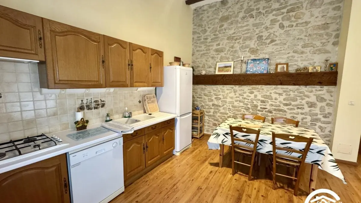 11G1578 - Coté colline_4