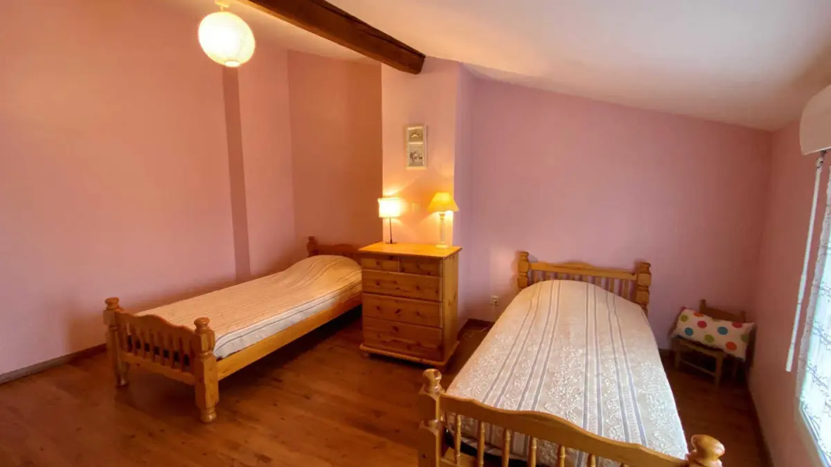 11G1578 - Coté colline_9