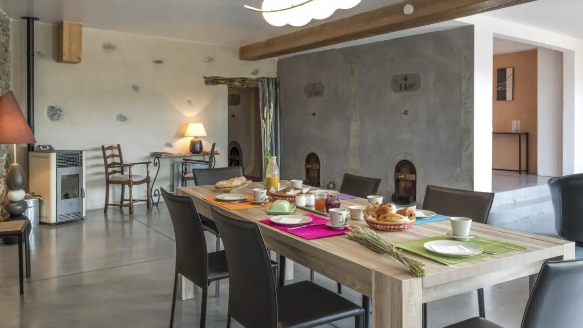 11G1949 - La Cave de Lami_7