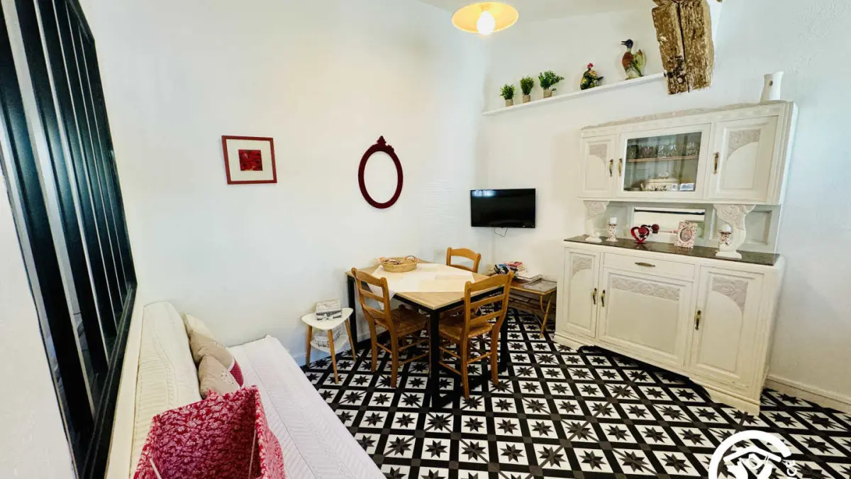 11G3276 - Le Balcon_8