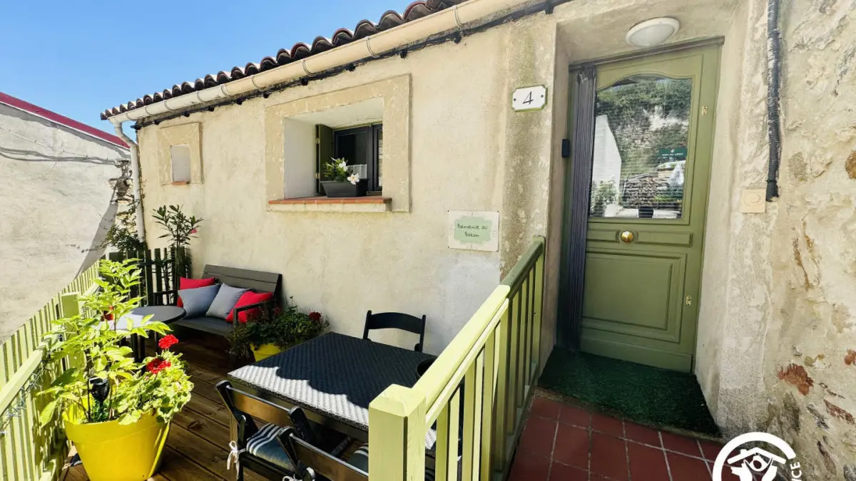 11G3276 - Le Balcon_1