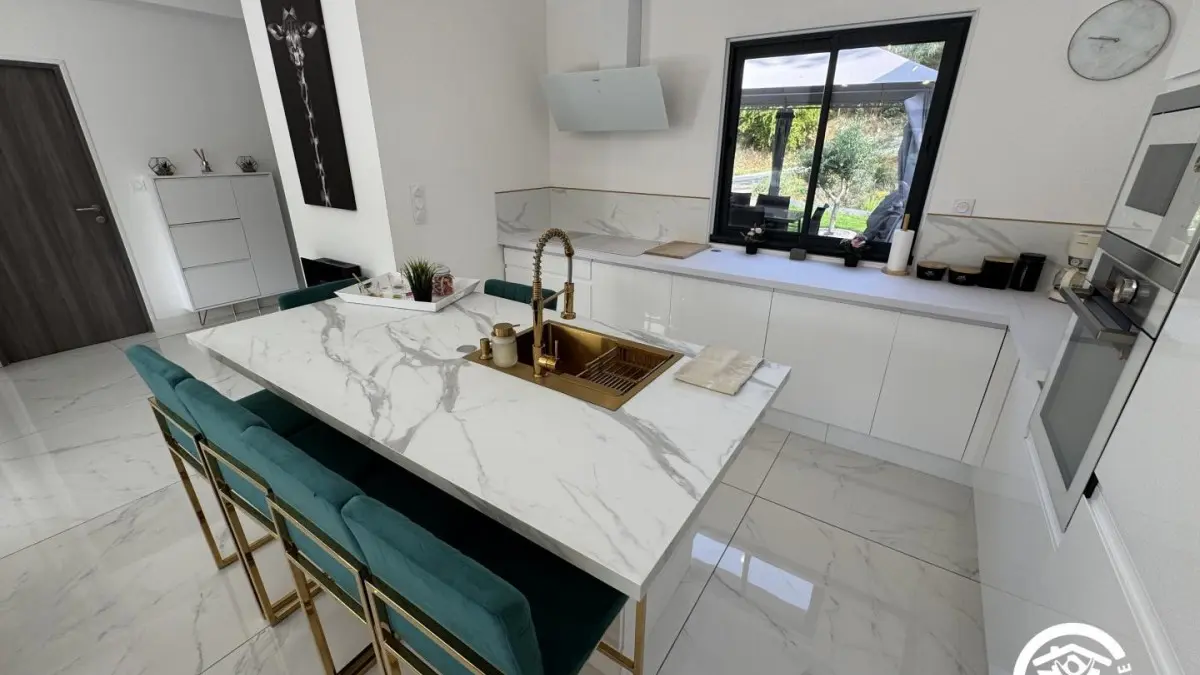 11G3518 - La Discrète_6