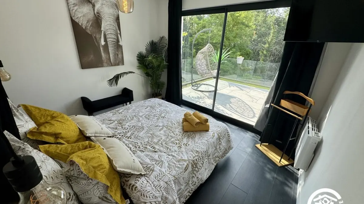 11G3518 - La Discrète_8