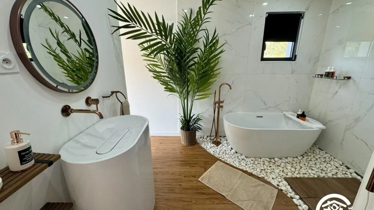 11G3518 - La Discrète_10