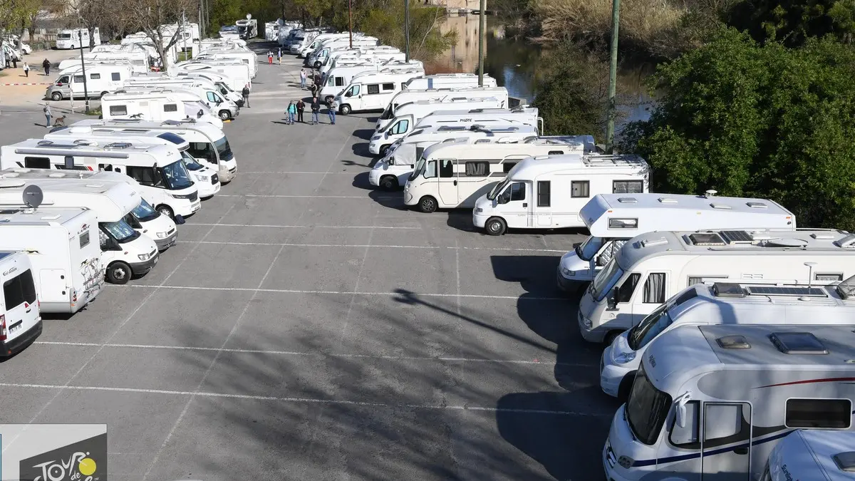 AIRE-CAMPING-CARS-LIMOUX