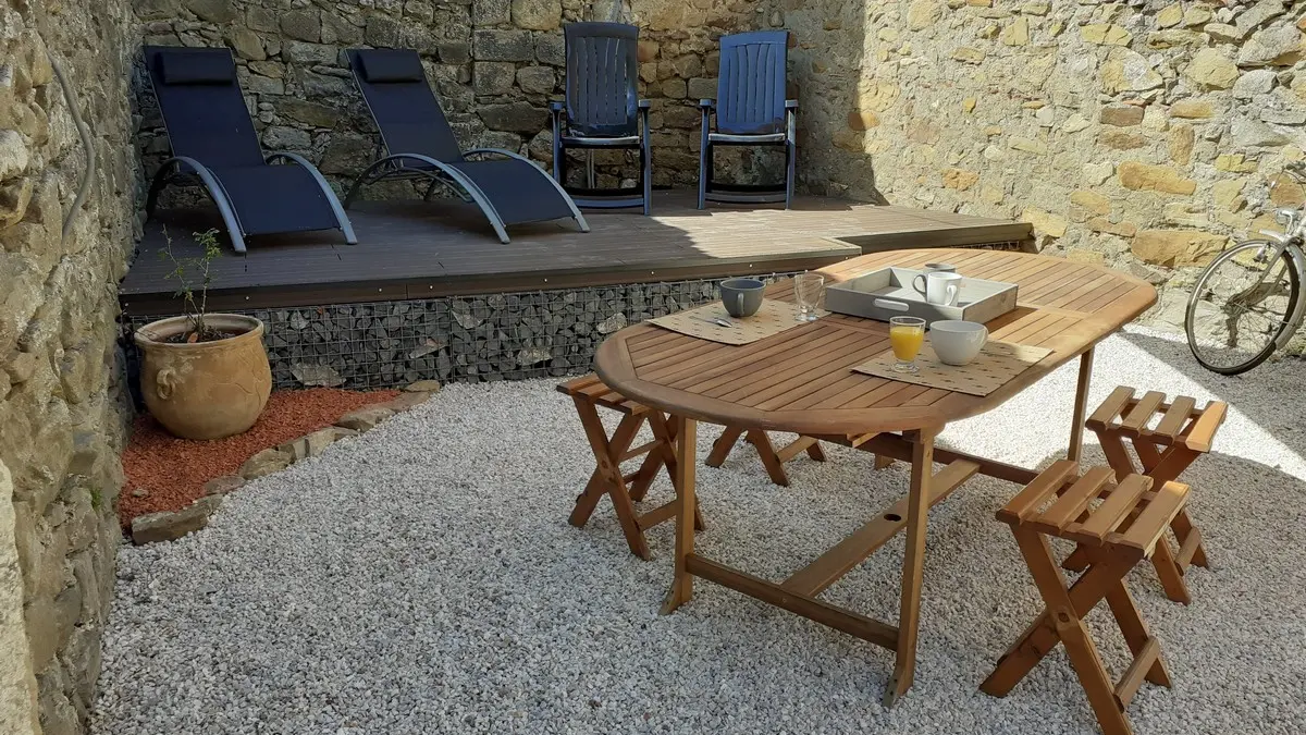 3.Gite Du Pont Vieux_Cubières Sur Cinoble_extérieur