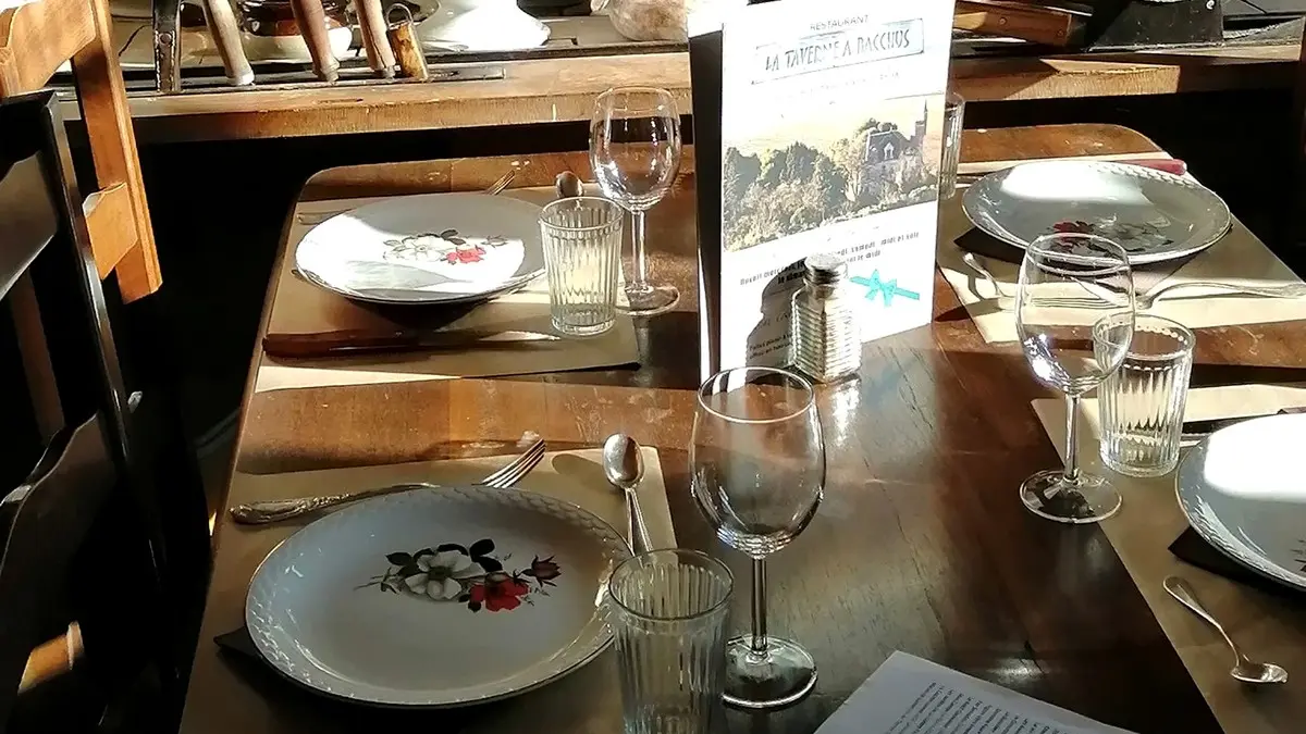 AUBERGE LA TAVERNE À BACCHUS