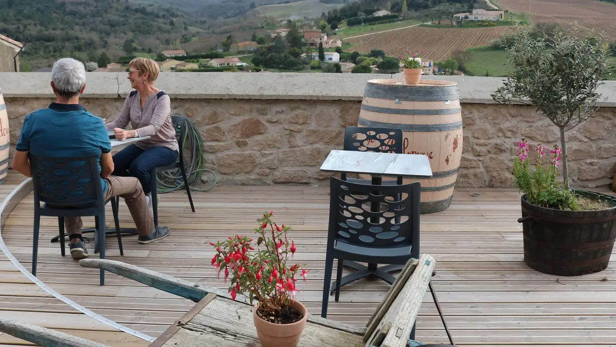 Au Château de Villelongue - Terrasse commune