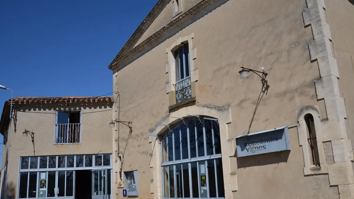 LE THEATRE DANS LES VIGNES