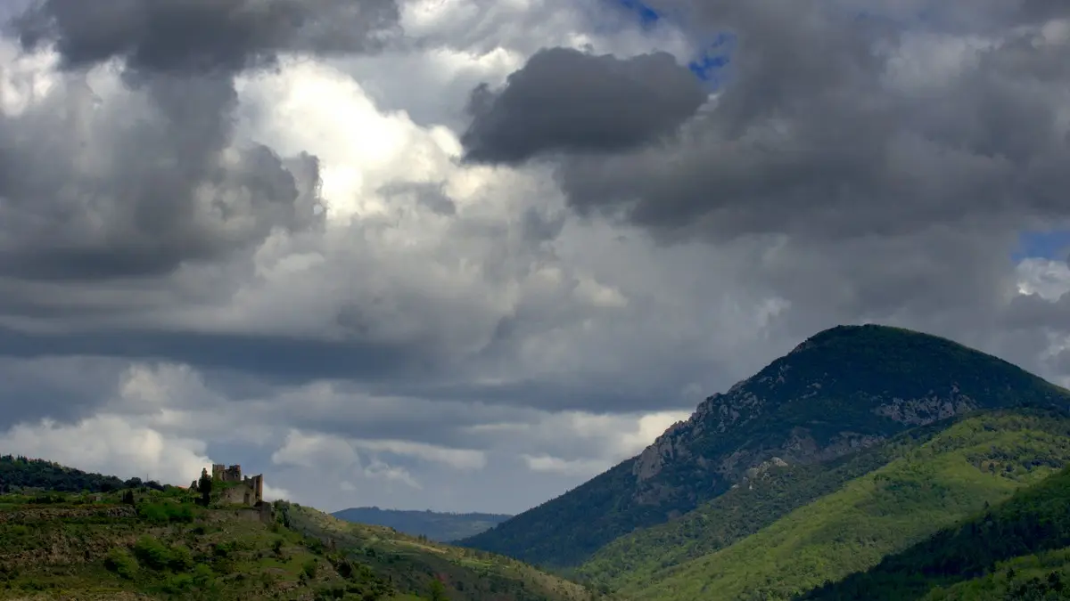 Château paysage_Coustaussa_