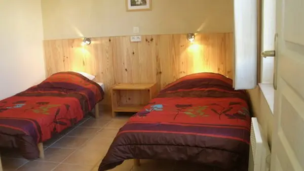 ENTRE LES VIGNES - GÎTE LA BLANQUETTE