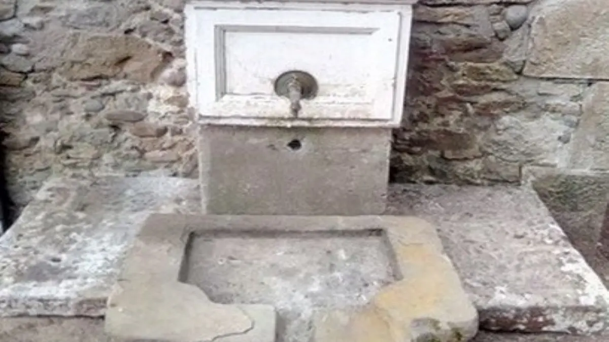 Esceuillens - LAFFONT - Gite du Mehnir -aire de jeux (5)