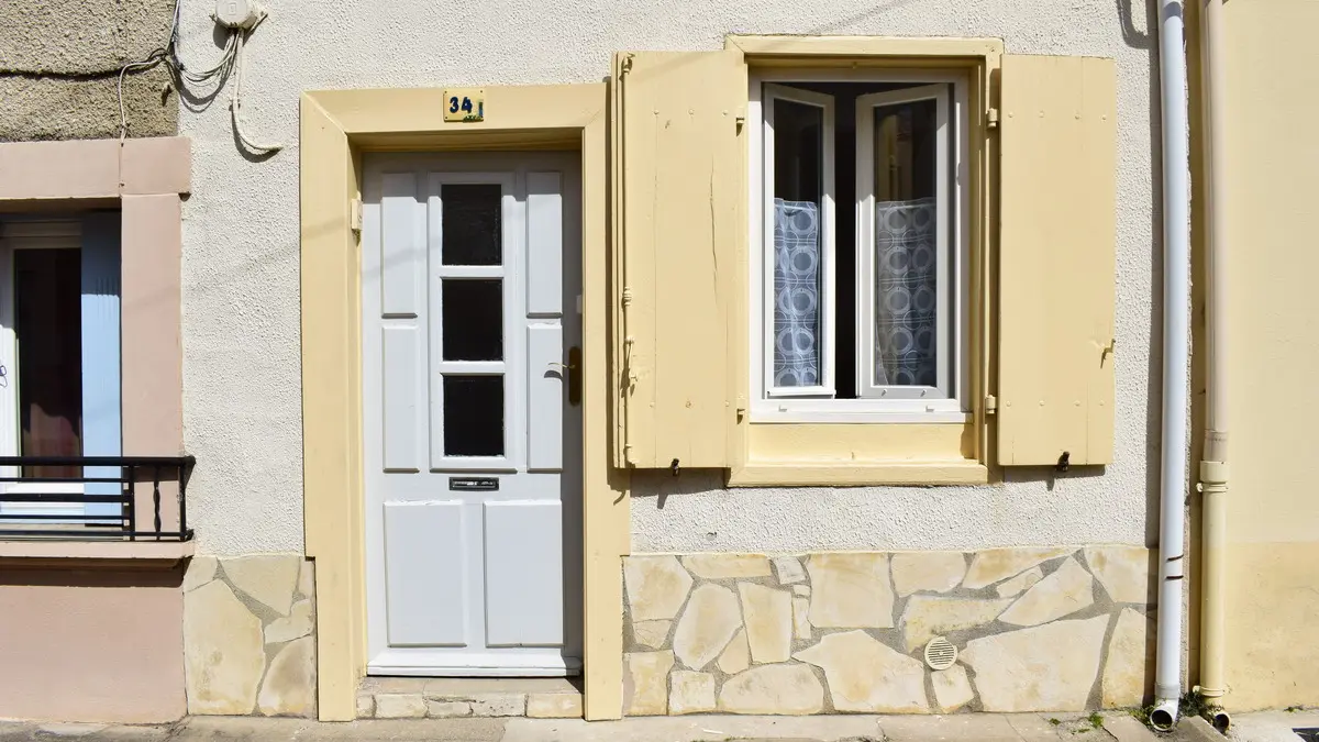 AGRÉABLE MINI-MAISON LIMOUXINE