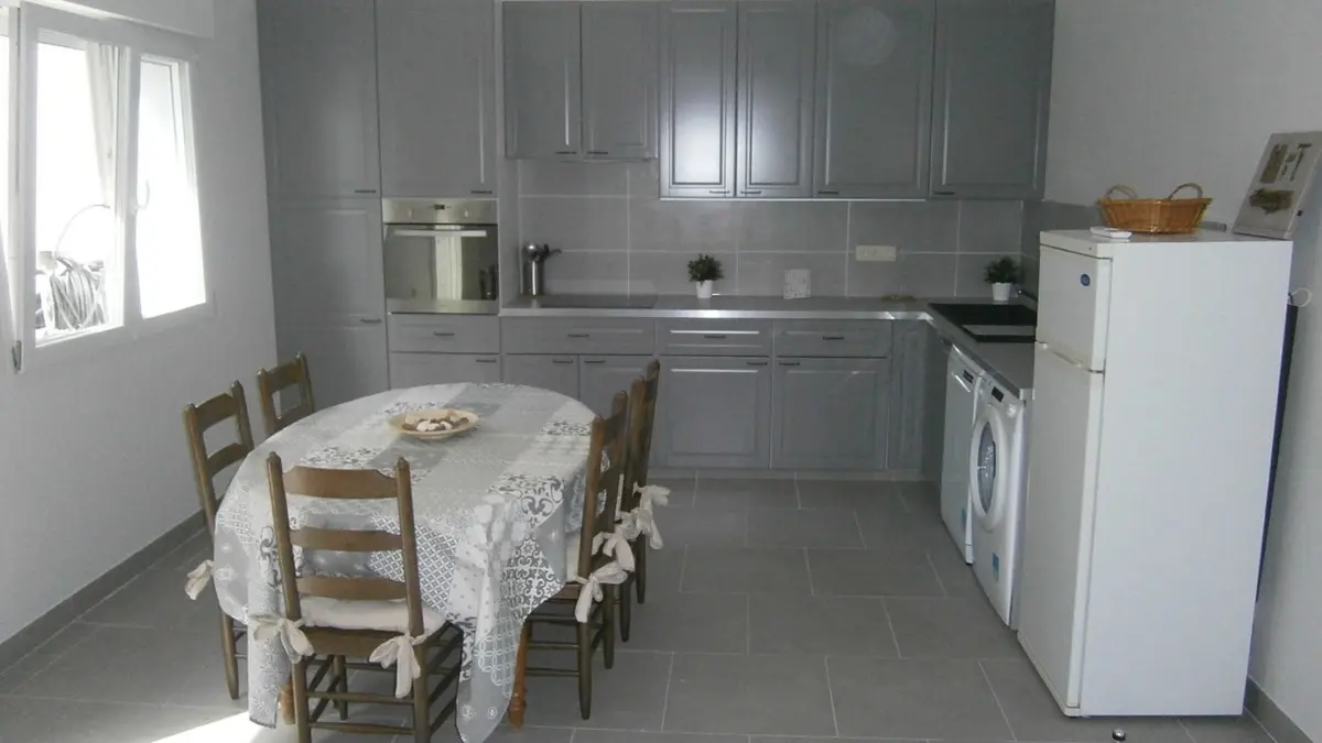 Gîtes Les Platanes Salle à manger