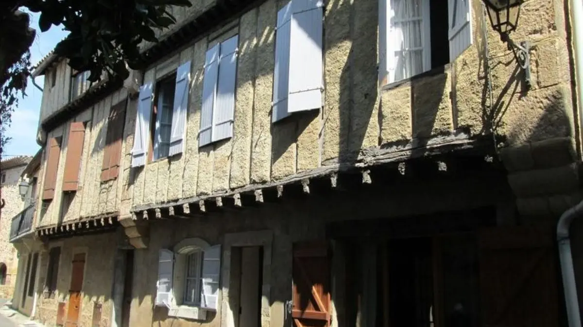 HLO - ALET - Stevenson - maison façade extérieure pierres