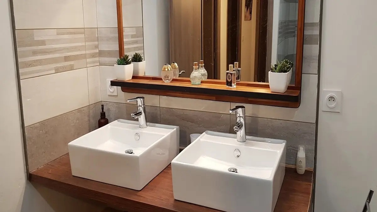 HLO - COUSTAUSSA - TOURNIER - salle d'eau