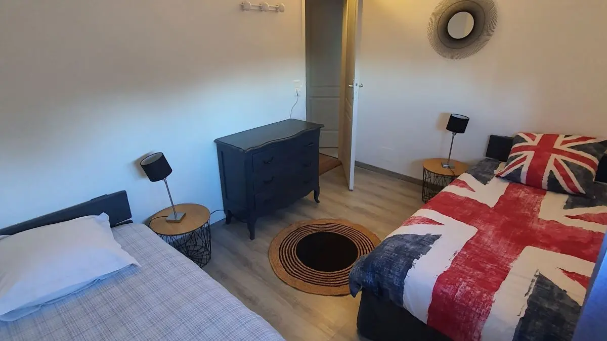 HLO- LIGNAIROLLES - SEAUME - Domaine de Chamert - Gite Piedestal (20)