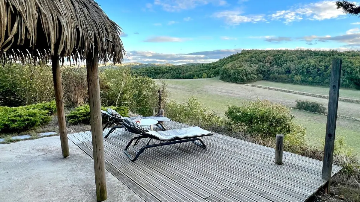 HLO- LIGNAIROLLES - SEAUME - Domaine de Chamert - Gite Piedestal (27)