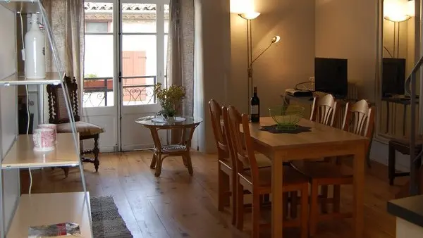 HLOLAR011V50GQJK - 1