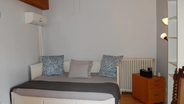 HLOLAR011V50GQJK - 2