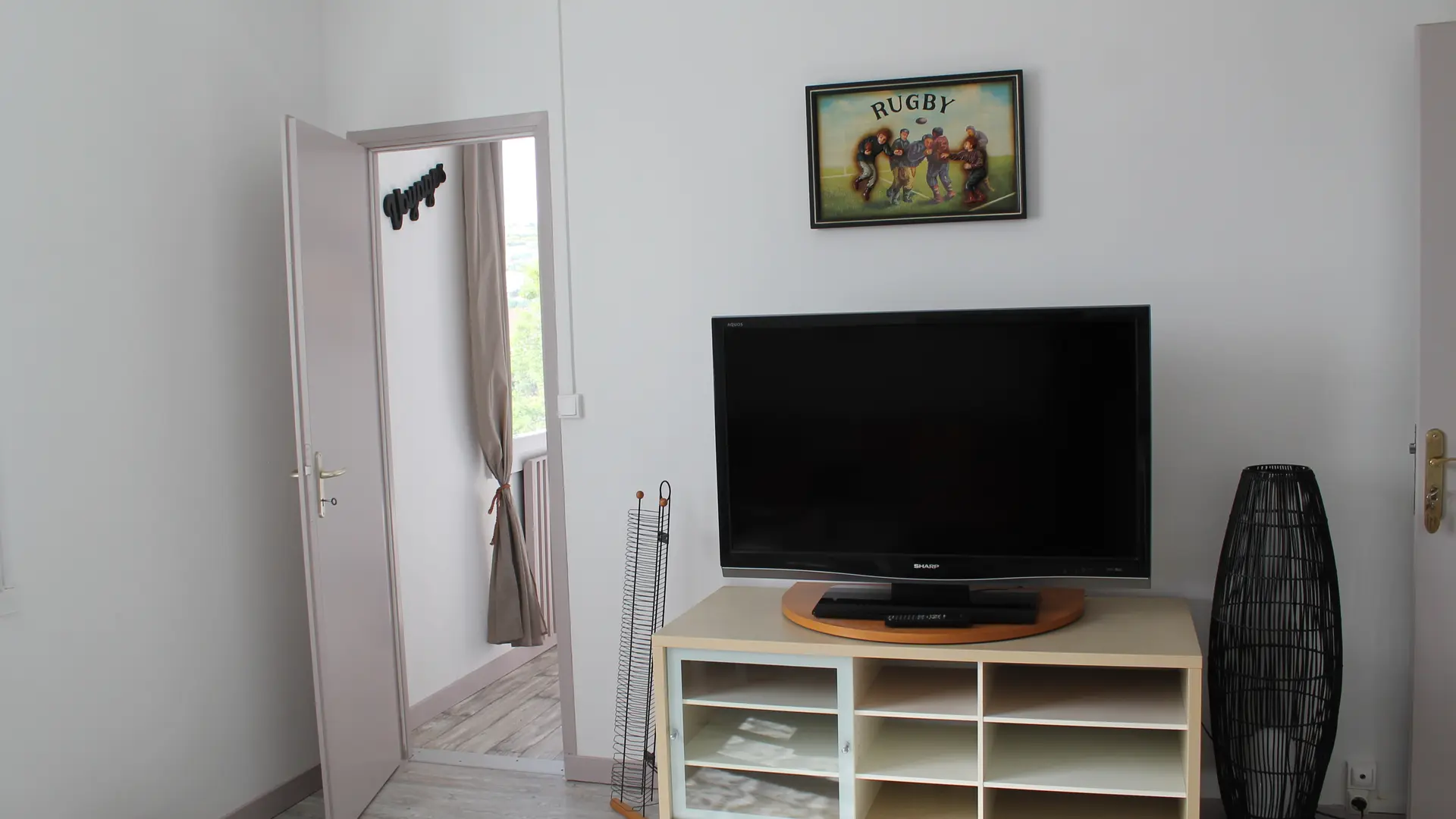 Les Grislies salon TV