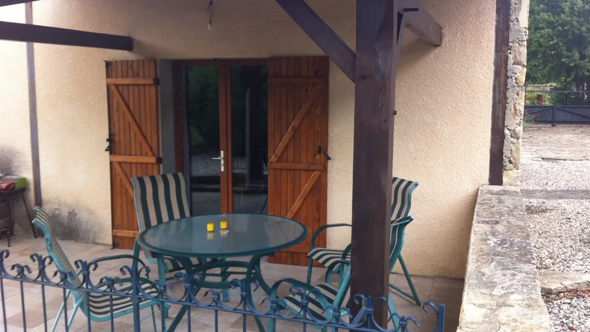 Les-Reves-in-Arques-coin-barbecue