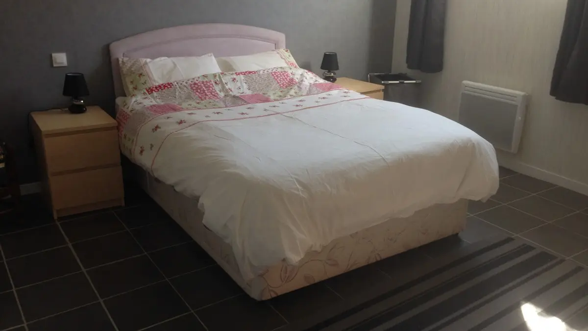 Les-Reves-in-Arques-double-salle-de-bain