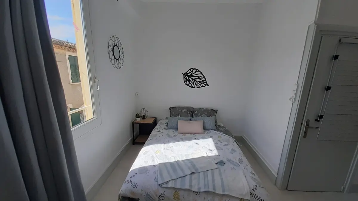 AGRÉABLE MINI-MAISON LIMOUXINE