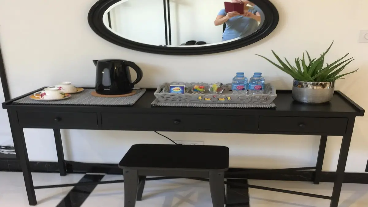 PETITE FAIM - DELUXE