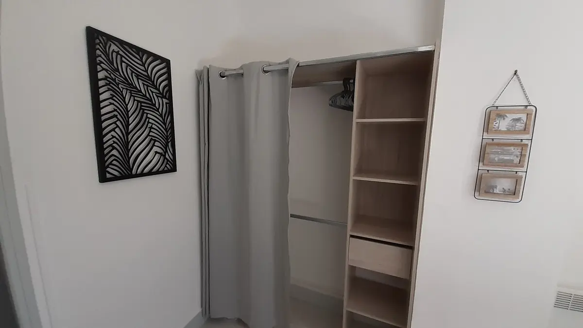 AGRÉABLE MINI-MAISON LIMOUXINE