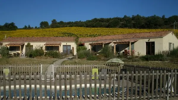 ENTRE LES VIGNES - GÎTE LE CHARDONNAY