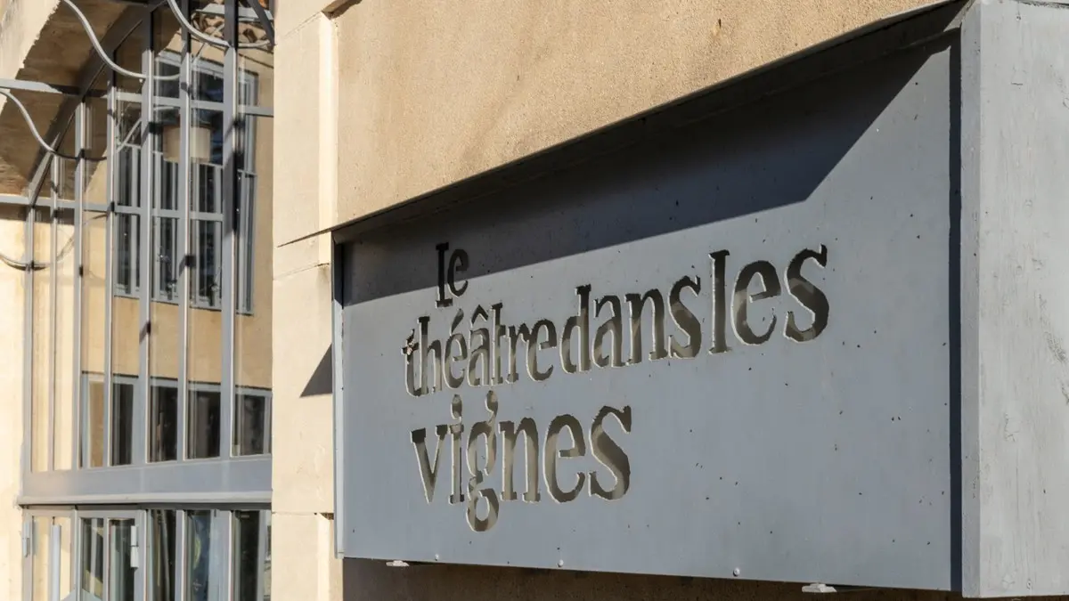 LE THEATRE DANS LES VIGNES