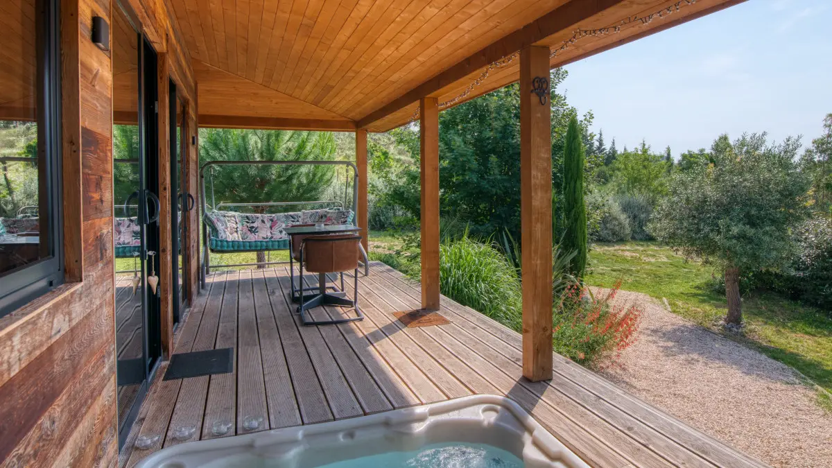 Terrasse cabane Baies sauvages