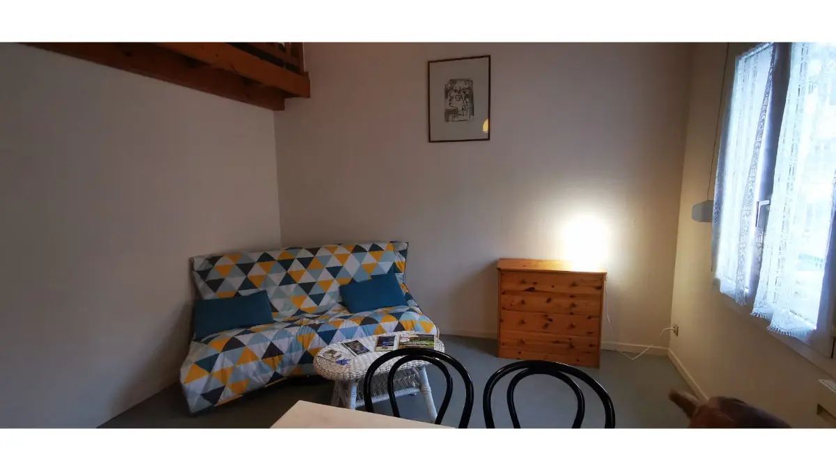 WhatsApp_Image_2024-04-02_à_18.00.34_5722045c[1]