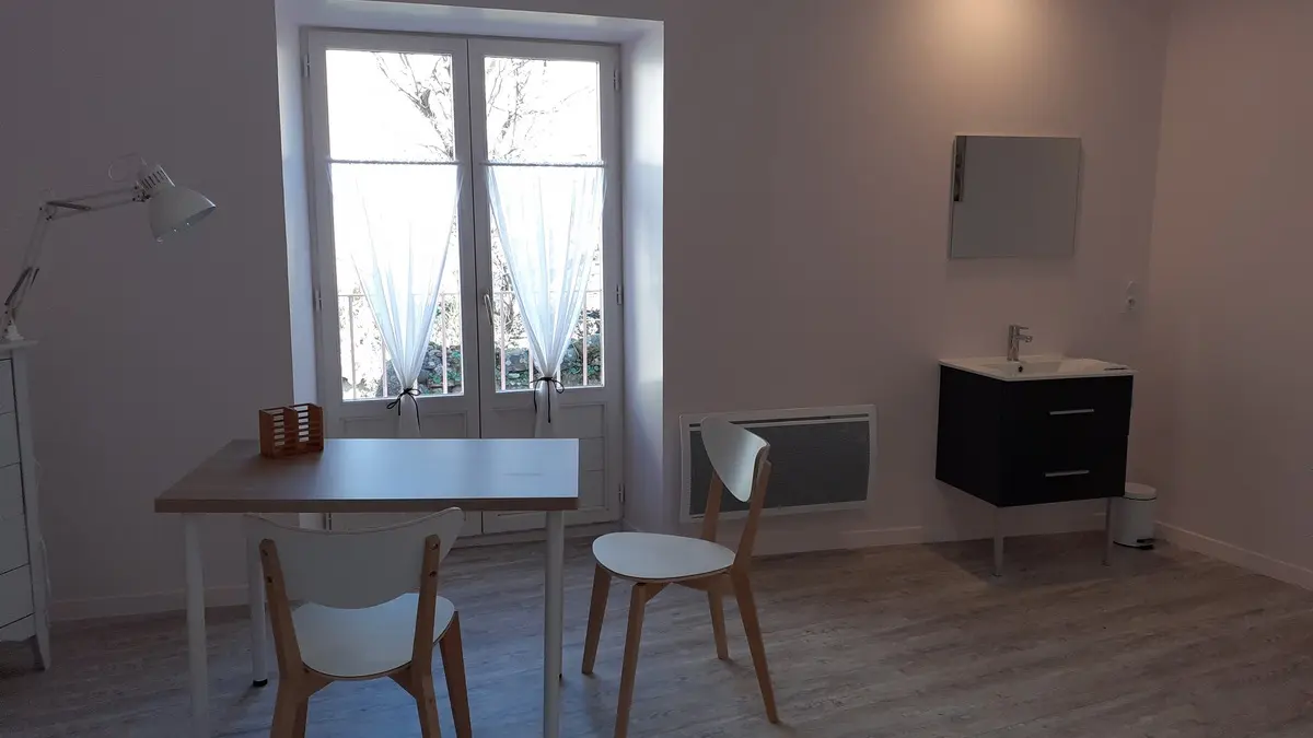 bureau ou... table à langer