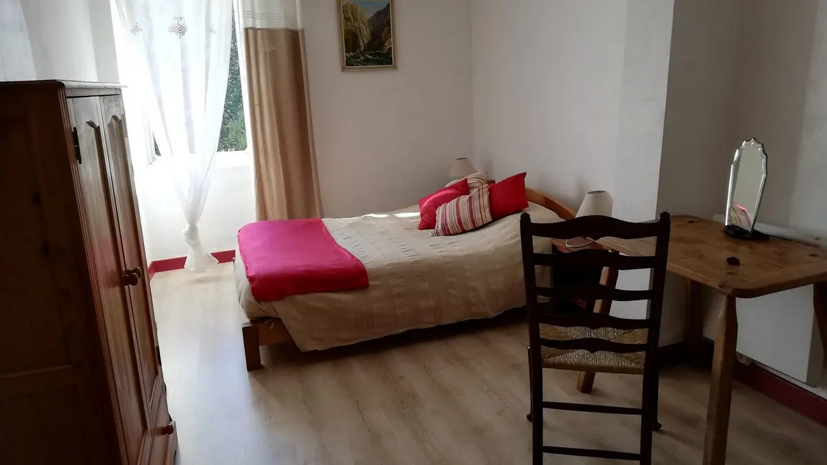 LAVALDIEU - EGLANTIER