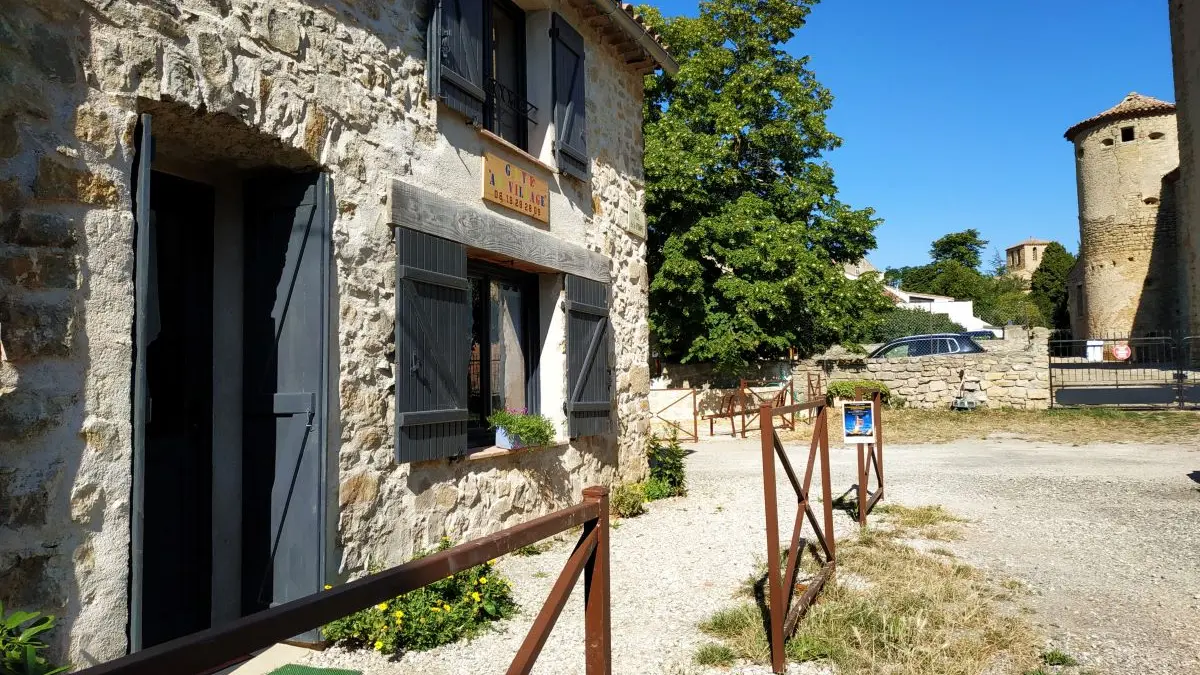 photo de la façade - 2023