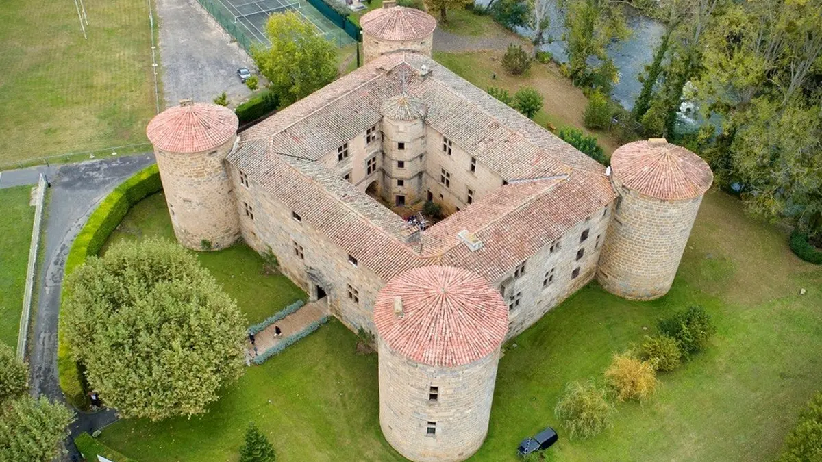 CHATEAU DES DUCS DE JOYEUSE
