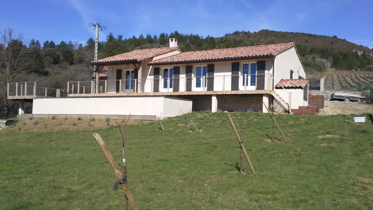 maisondeslevriers_façadeSud_EEV