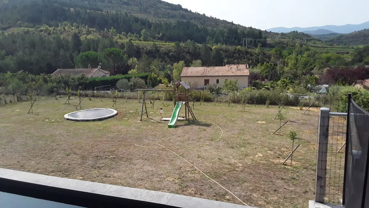 maisondeslevriers_jardin_EEV