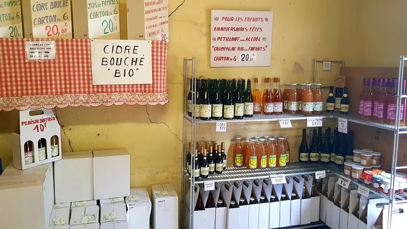 BOUTIQUE - GUY MAHEUX