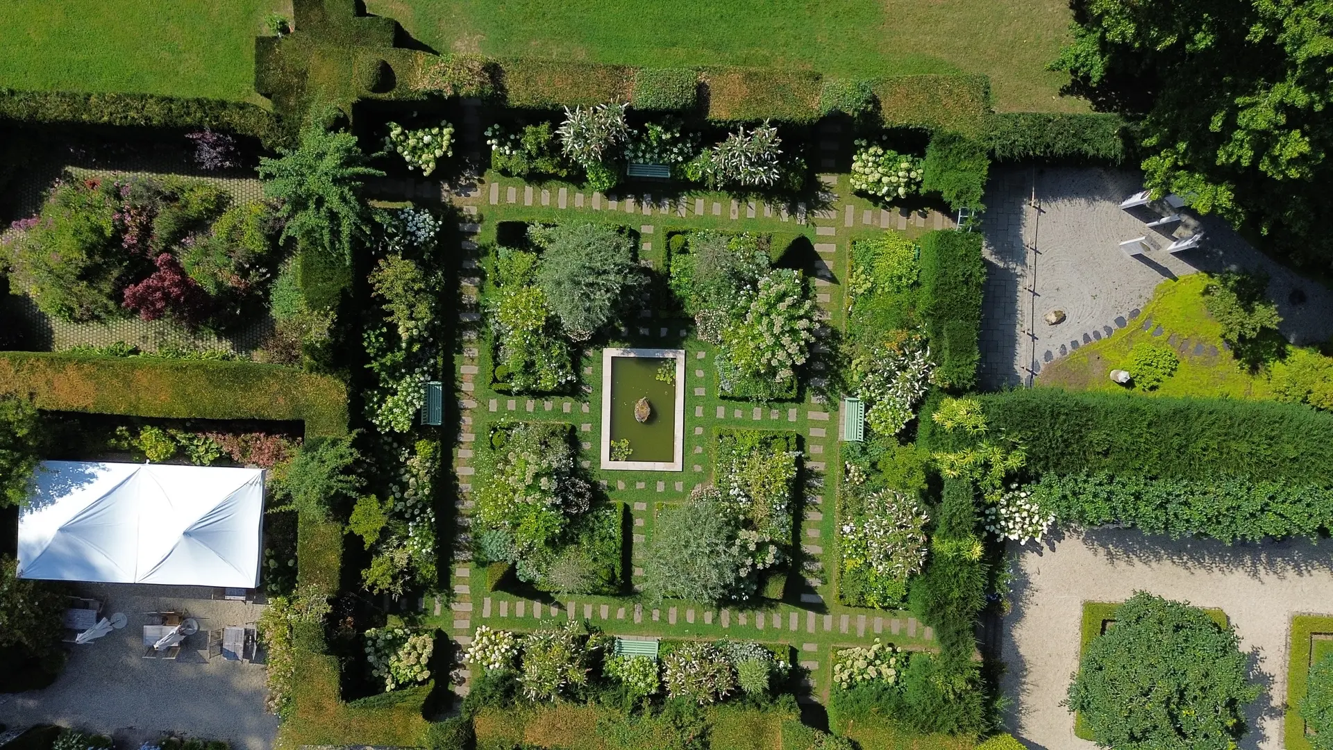 Le jardin blanc vu du ciel