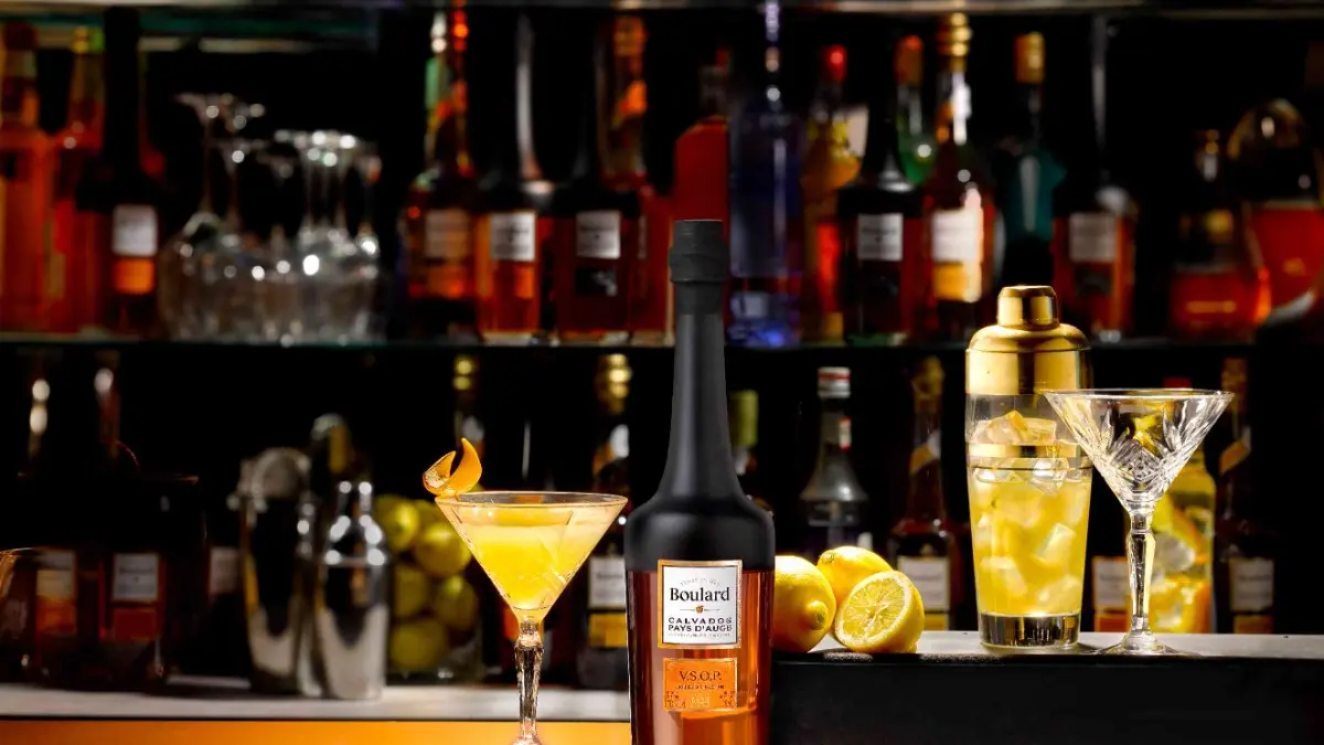 bar