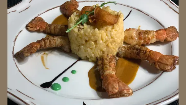 412579576_1050698886137805_8105794242533950400_n