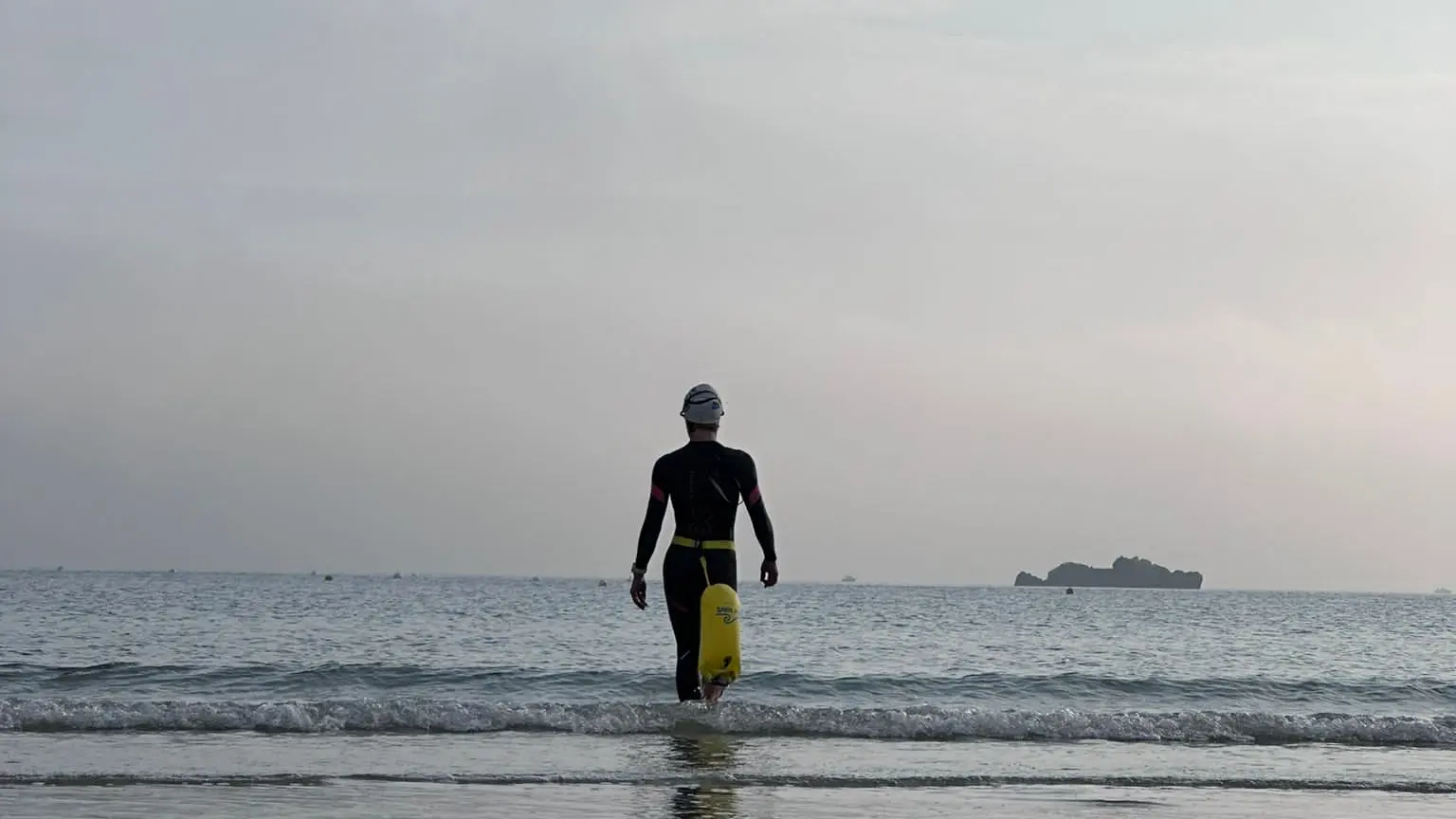 12E8D49A-B4D7-4B5E-BDA0-81167885936E